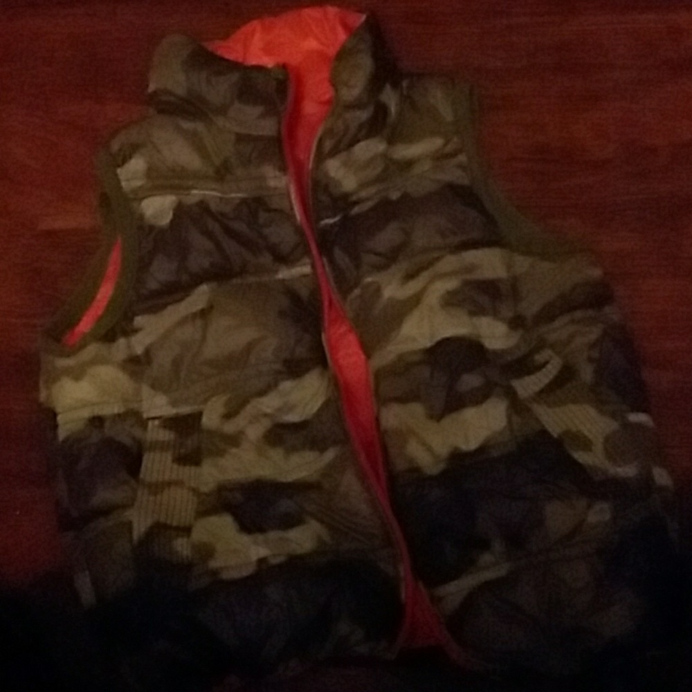 Camouflage vest